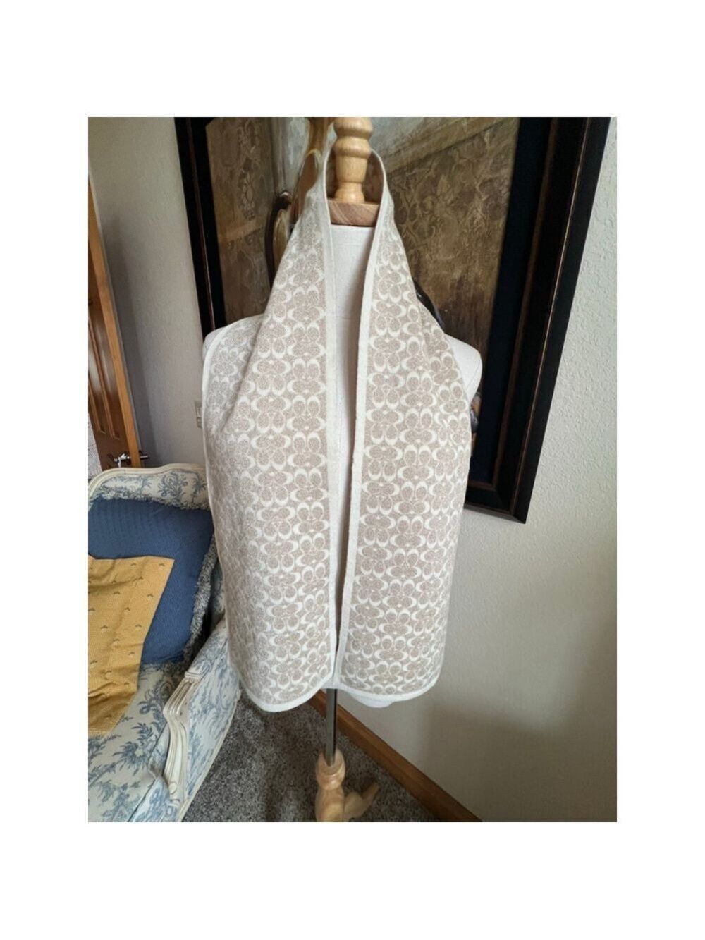 New Women's Coach One Size Beige and White Gold Metallic Scarf